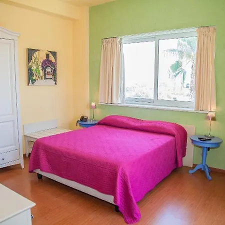 Grand Pacla Hotel 4*